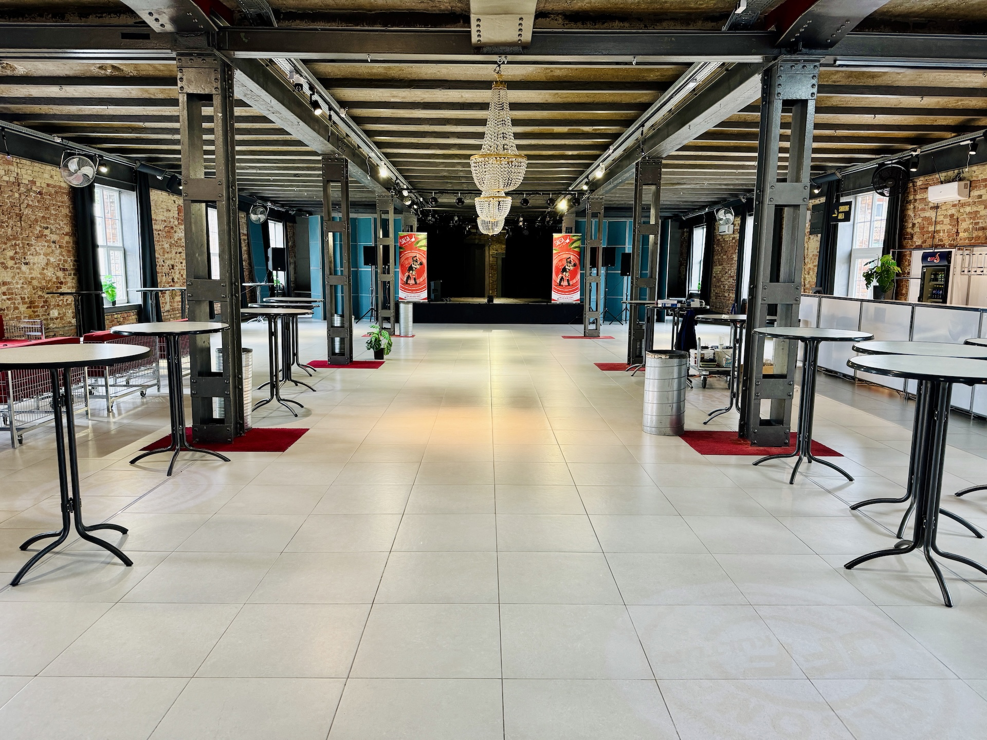 Off Hall 1 1 másolat